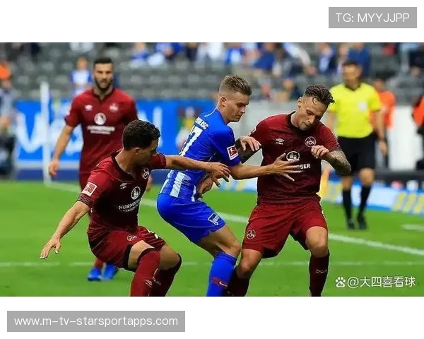 纽伦堡客场大胜前沿，引发球迷热议，纽伦堡足球俱乐部昨天比赛