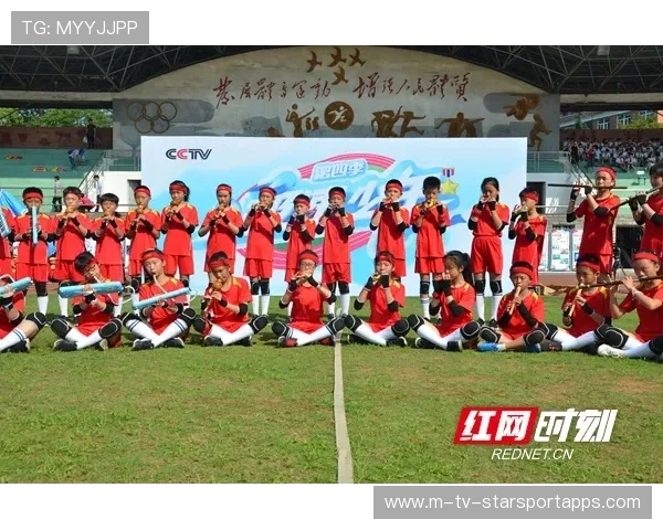 现场“燃烧”:运动员“极速冲刺”点燃比赛! 现场“燃烧”:运动员“极速冲刺”点燃比赛!