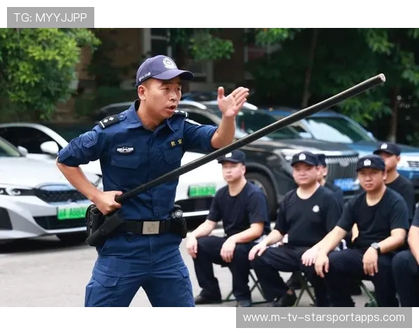 FPS游戏中利用跳跃身法躲避关键子弹的动作优化